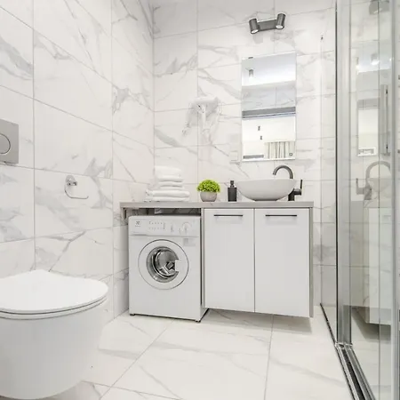 アパート Shellter - Day *