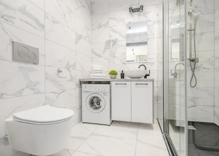 Apartament Shellter - Day *